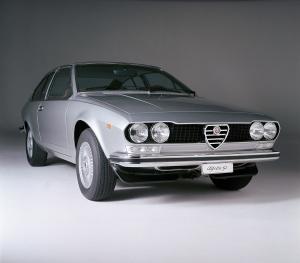 Alfa Romeo Alfetta GT 1974 года 